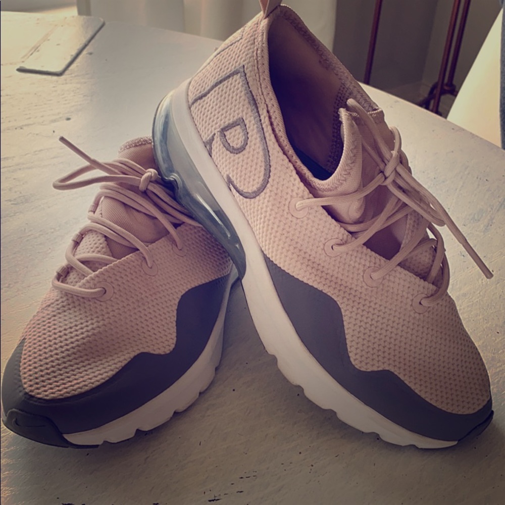 Nike Air Max size 5